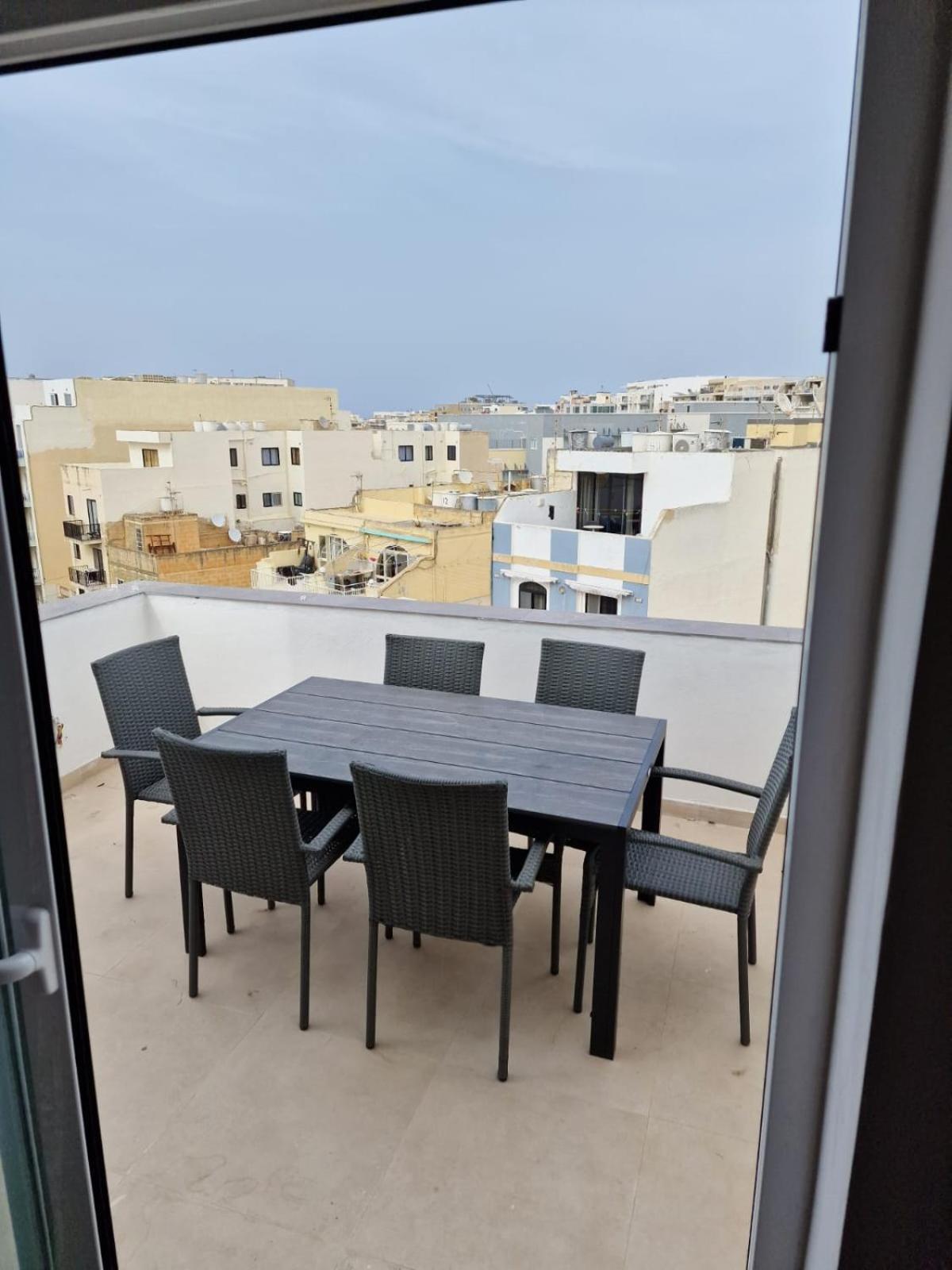Sky Apartment 3 เซนต์พอลส์เบย์ ภายนอก รูปภาพ