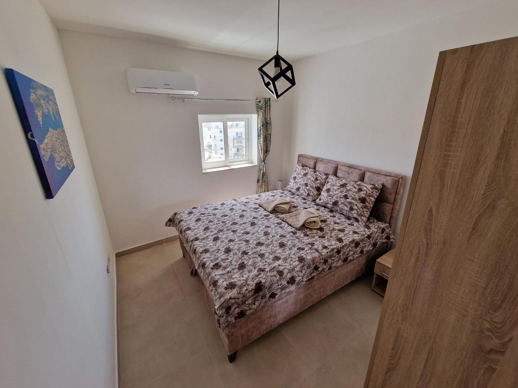 Sky Apartment 3 เซนต์พอลส์เบย์ ภายนอก รูปภาพ